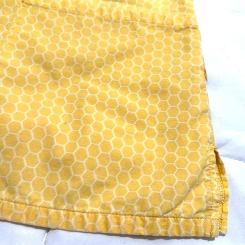 Disney Winnie The Pooh "Dont Forget To Smile Today" Yellow Scrub Top Medium - Picture 8 of 8